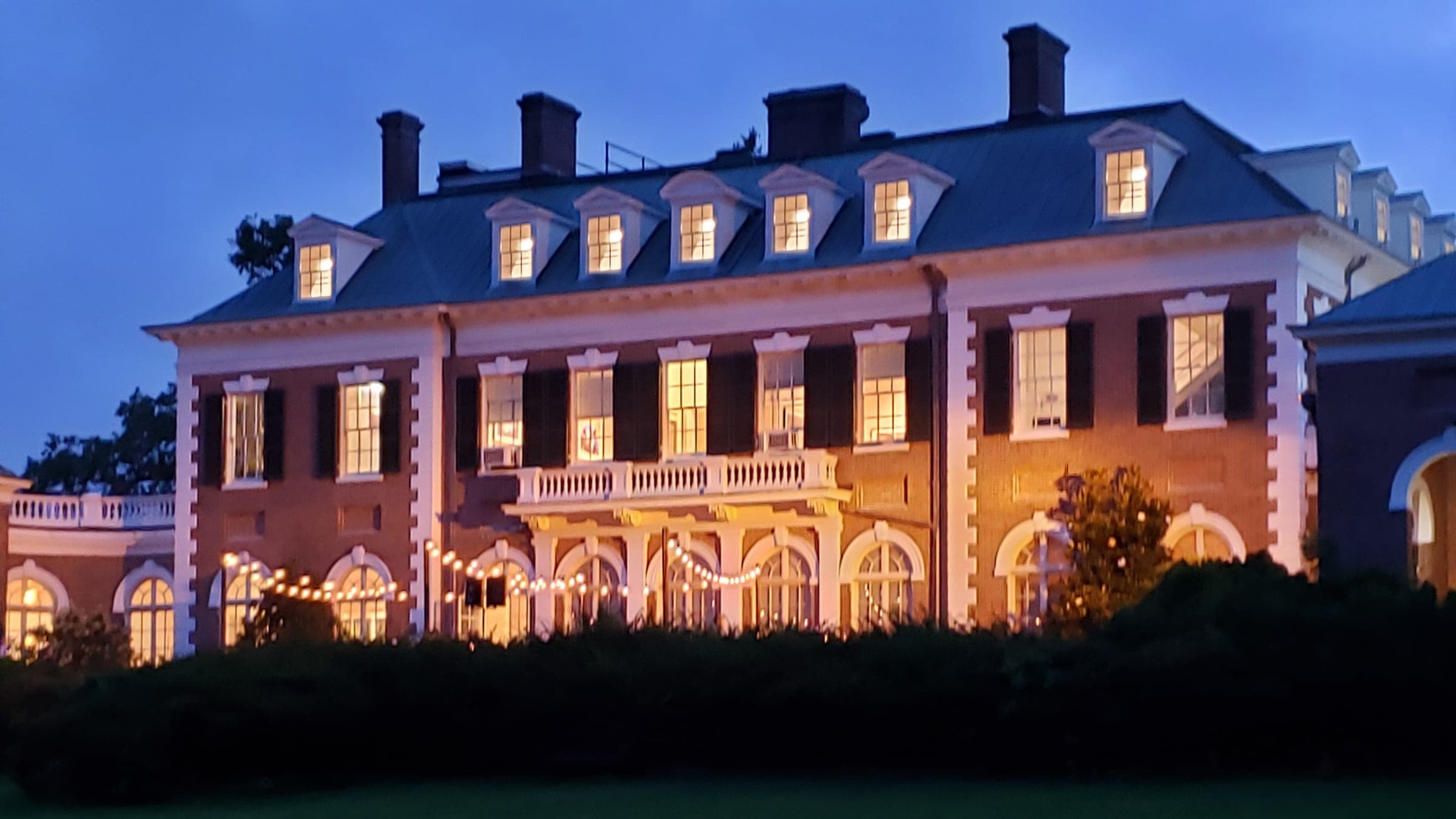 Nassau County Museum of Art exterior and grounds